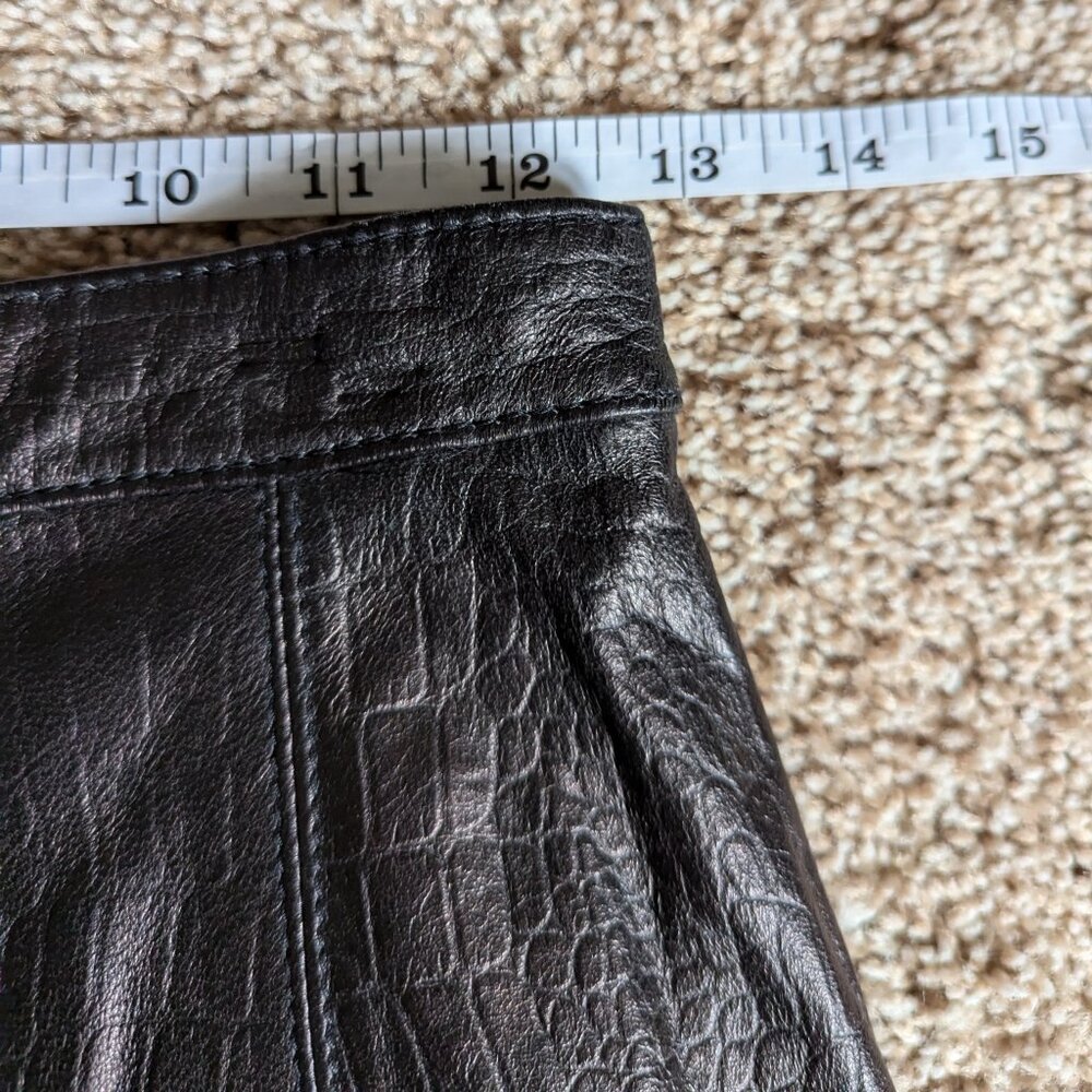 Vintage Skirt Womens Sz 6 Black Leather Alligator Mini A-Line Lined Rock Punk - Picture 8 of 9